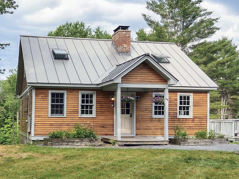 This charming country house is nestled among 26 quiet acres with abundant gardens, trails and wildlife.