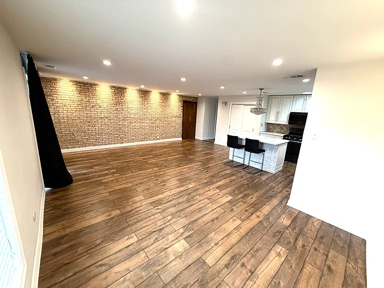 11280 Moraine Dr #D — Photo 2