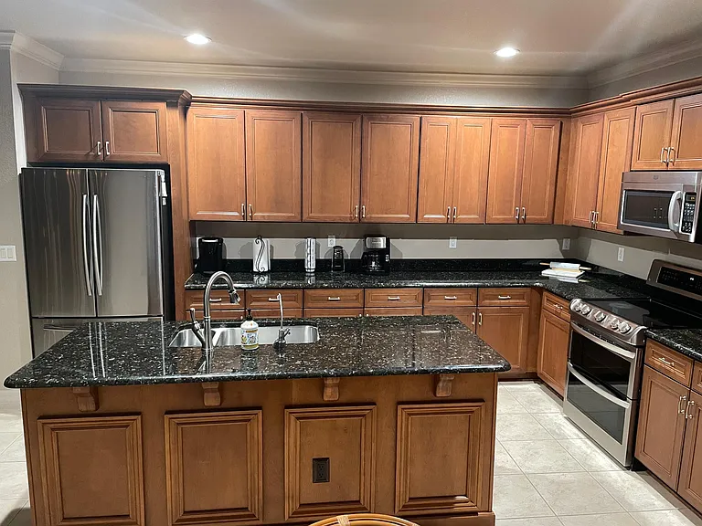 3575 Malagrotta Cir — Photo 8