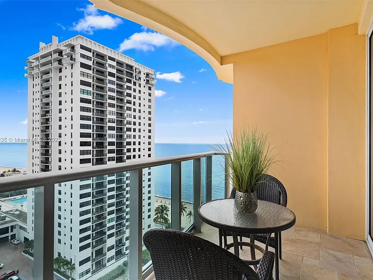 2501 S Ocean Dr #39 PENTHOUSE — Photo 12