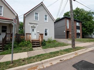 60 Elm St, Moncton, NB E1C5T6