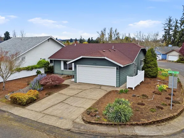 1694 Sunrise Cir NW, Salem, OR 97304