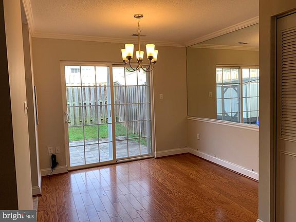 3rd image of 11428 Waterbury Way