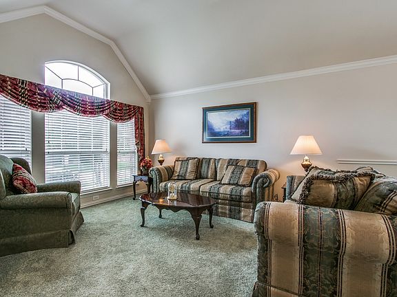 5th image of 5309 Water Oak Dr
