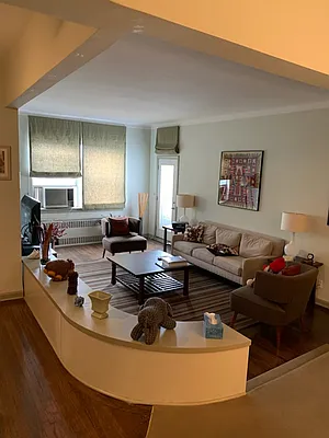 Sold by Maxwell Kates Inc. | media 25