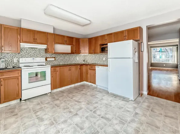 11609 125th St NW, Edmonton, AB T5M 0N5