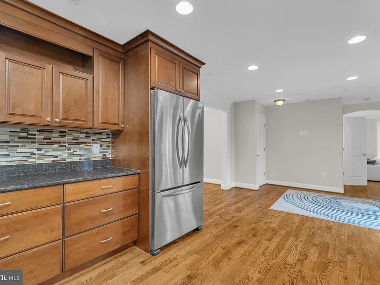 7205 Van Ness Ct — Photo 15
