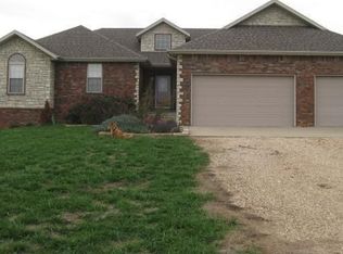 221 Quiet Acres, Sparta, MO 65753