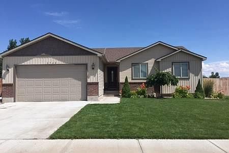 1st image of 2740 Sandy Cir