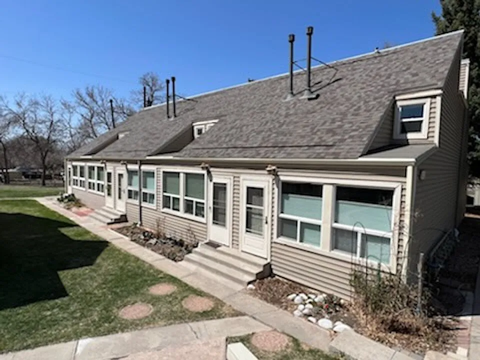 351 S Estes St #27