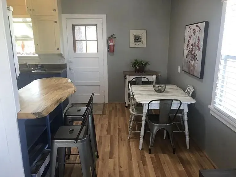 506 N Roberts St — Photo 6