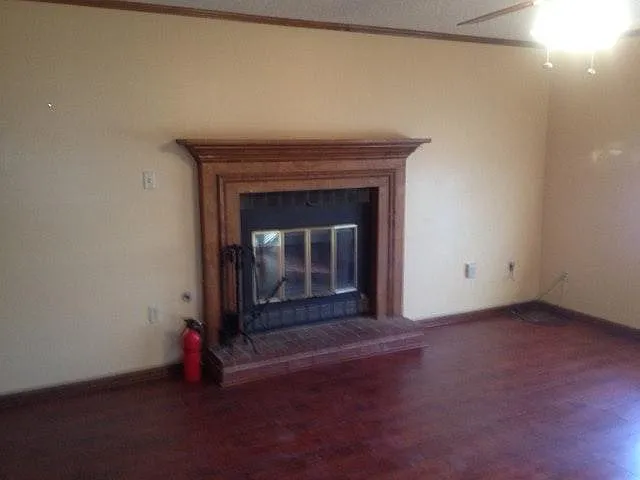 38 Frances Dr — Photo 4