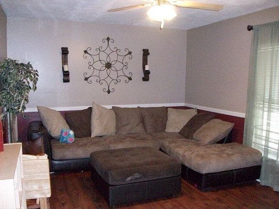 3rd image of 114 Odom St