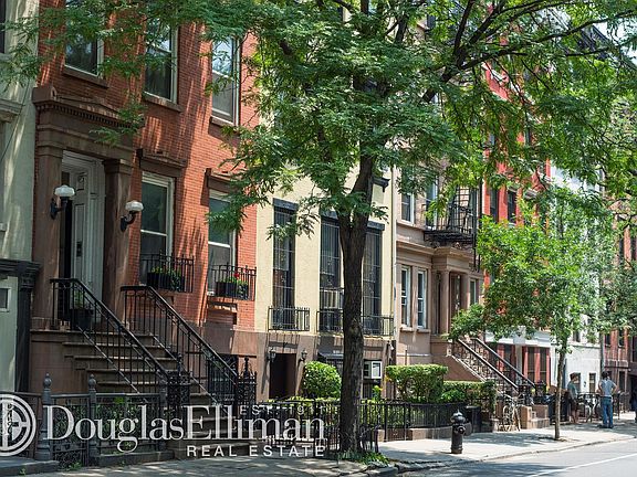 5th image of 427 E 12th St