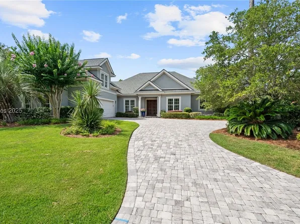 15 Catamaran Ln, Bluffton, SC 29909