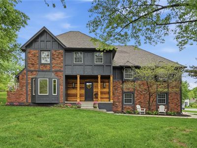 12000 Aberdeen Rd, Leawood, KS, 66209