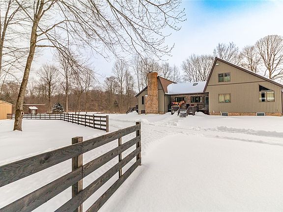 2nd image of 165 Haun Rd