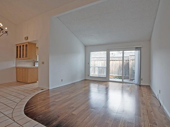 5th image of 1429 Golden Meadow Sq