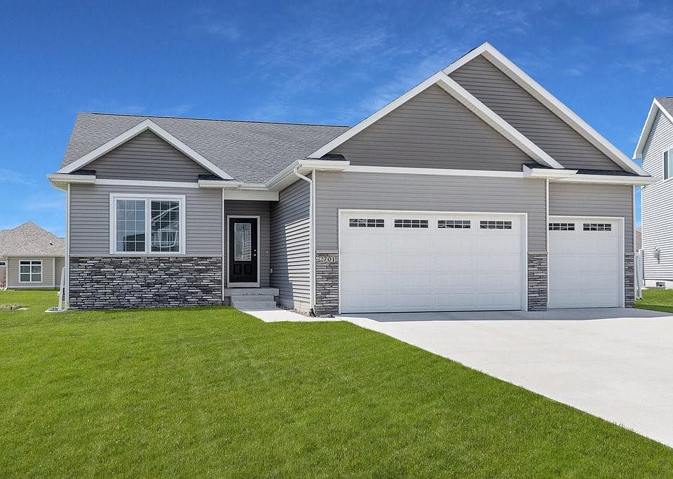 1st image of 2701 NW 40th St