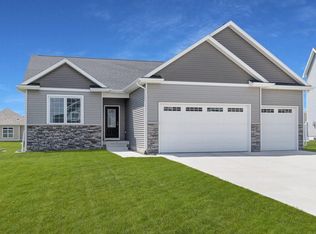 2701 NW 40th St, Ankeny, IA 50023