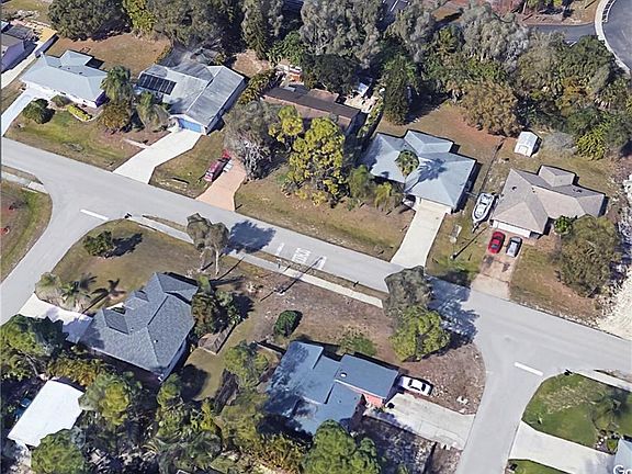 5th image of 8205 Winged Foot Dr