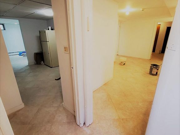 3rd image of 212-20 86th Ave
