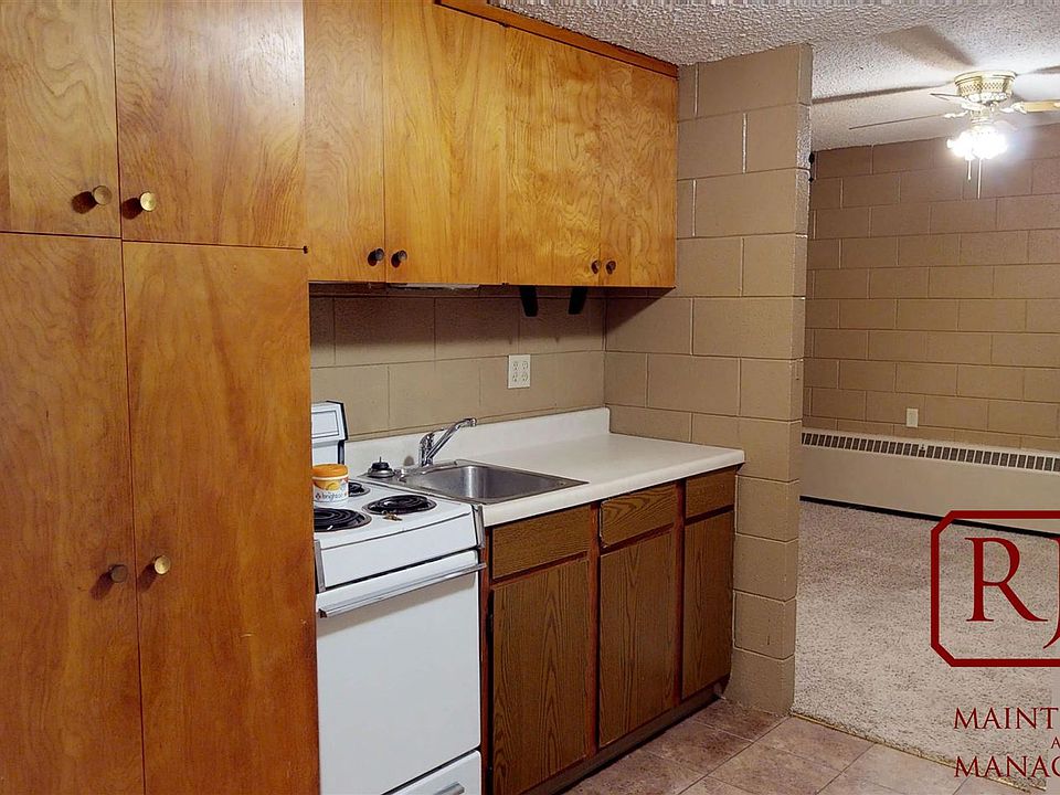 900-Summit-Blvd-08022018_102832