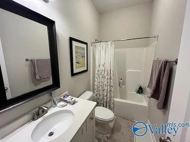 101 Willow Lake Cir SW — Photo 16