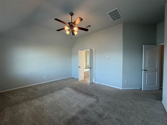 4th image of 222 Ashley Way