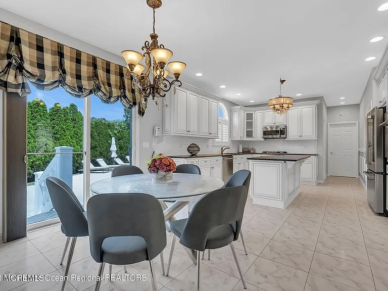 7 Mackenzie Rd — Photo 14