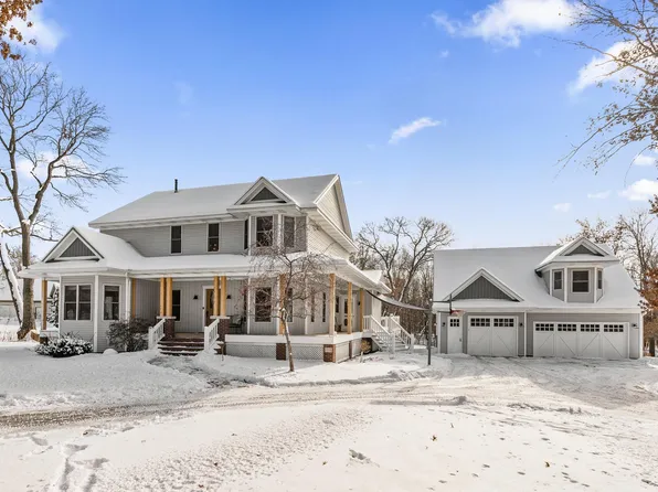 16071 Royal Rd, Anoka, MN 55303