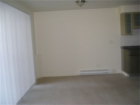 3rd image of 701 122nd Ave NE APT 110