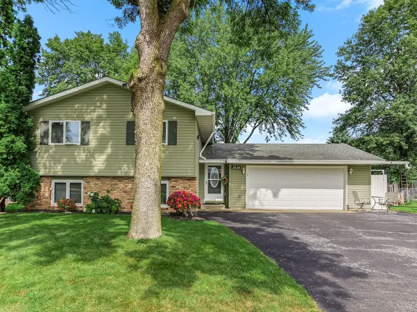 1514 15th St W, Hastings, MN 55033