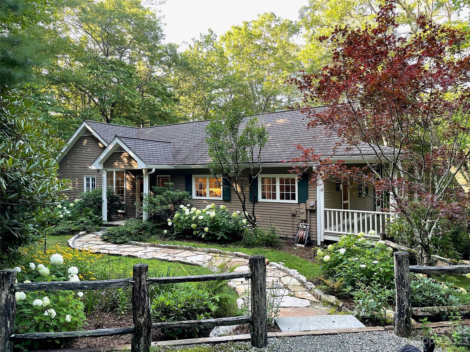 209 Cardinal Dr E, Lake Toxaway, NC 28747 MLS 4028546 Zillow