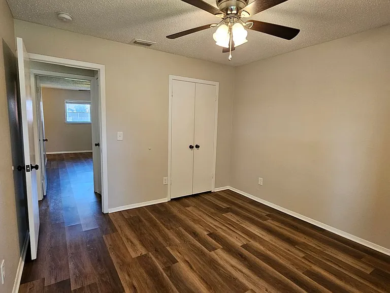 213 Melinda Dr — Photo 33