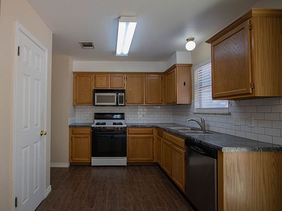 5th image of 1010 Audra St
