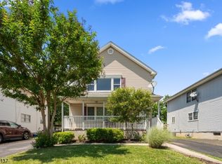 39 La Grange St #39B, Raritan, NJ 08869