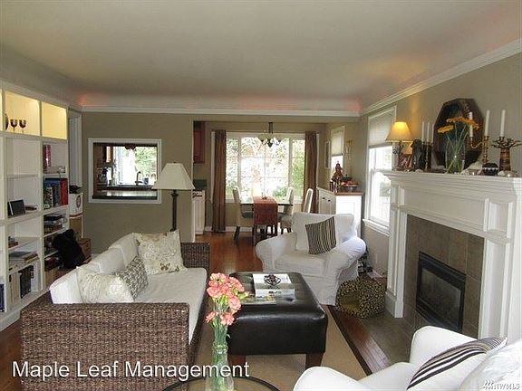 4th image of 1052 NE 95th St