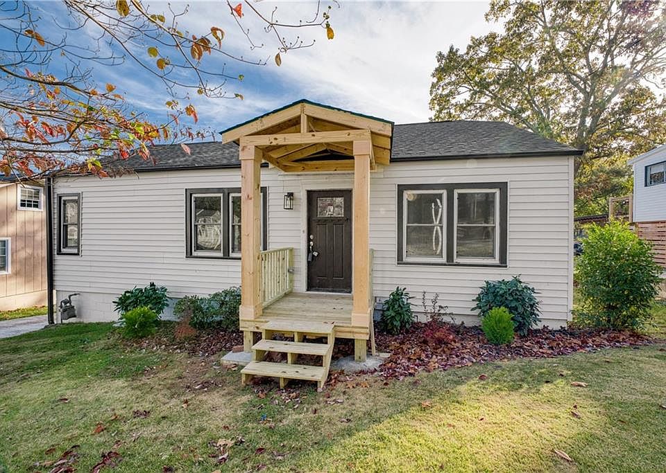 1st image of 346 Frasier St SE
