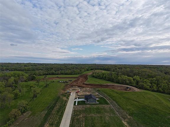 4th image of 3108 Little Hawk Ct SE