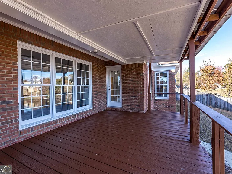 7988 Westlake Dr — Photo 41