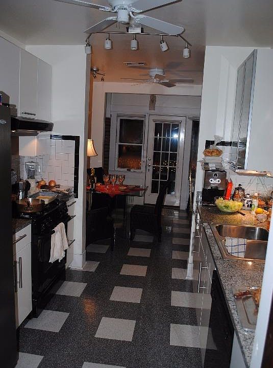 Kitchen and Breakfast Nook