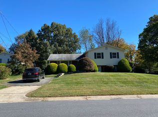 1 Tifton Ct, Potomac, MD 20854