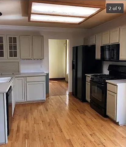 2226 Ashwood Pl — Photo 4