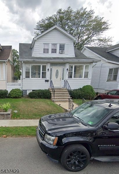 1st image of 2142 Stecher Ave