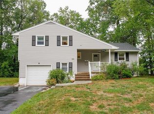 62 Hilldale Rd, West Hartford, CT 06117