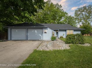 1098 Brookside Dr, Grand Ledge, MI 48837