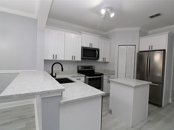 4th image of 2217 Tuscany Trce Unit 183