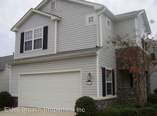 9393 Meadowmont View Dr, Charlotte, NC 28269