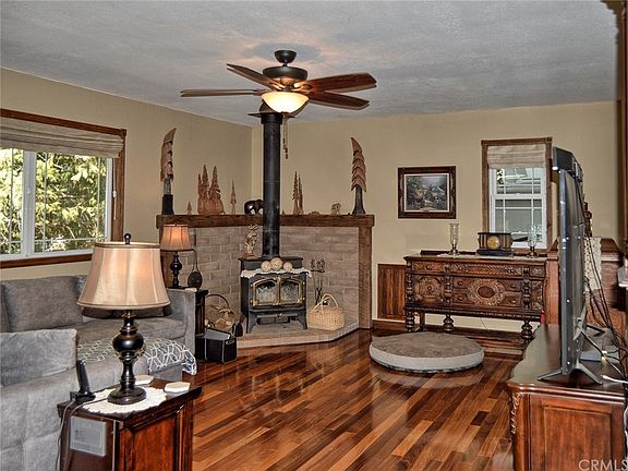 5th image of 9517 Lassen Dr